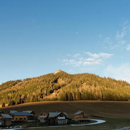 Chalet Elisabeth 1 シャレー ホーエンタウアーン